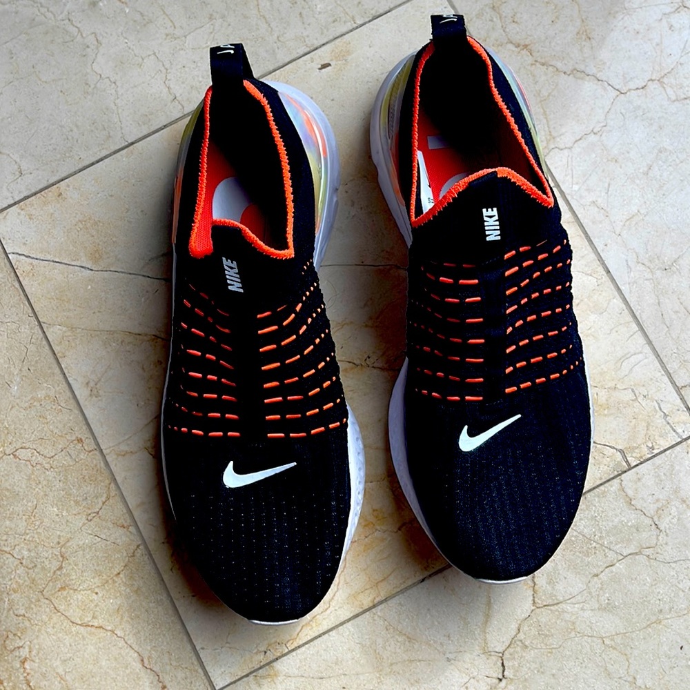 Nike pull on running shoes us11
